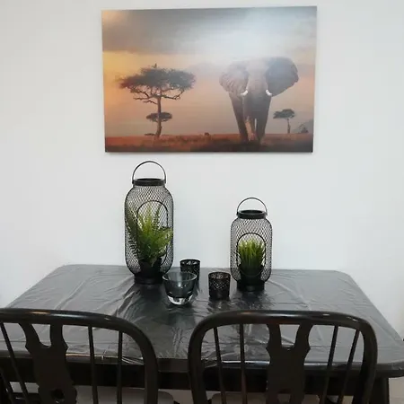 Apartment 900m To Exhibition Dusseldorf