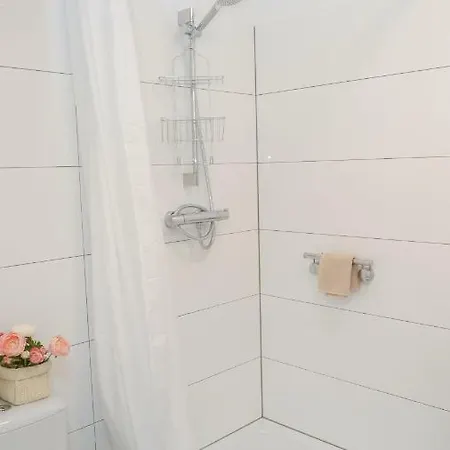 900m To Exhibition Apartment Dusseldorf