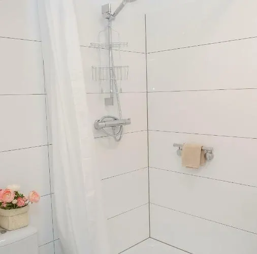 900m To Exhibition Appartamento Düsseldorf